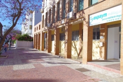 Fotografía del exterior del local  ASPAYM Málaga